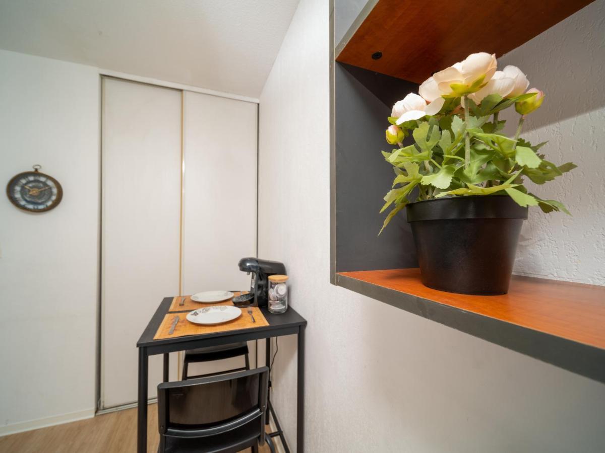 Appartement Tout Equipe A 5 Min De La Gare St Charles Marselha Exterior foto